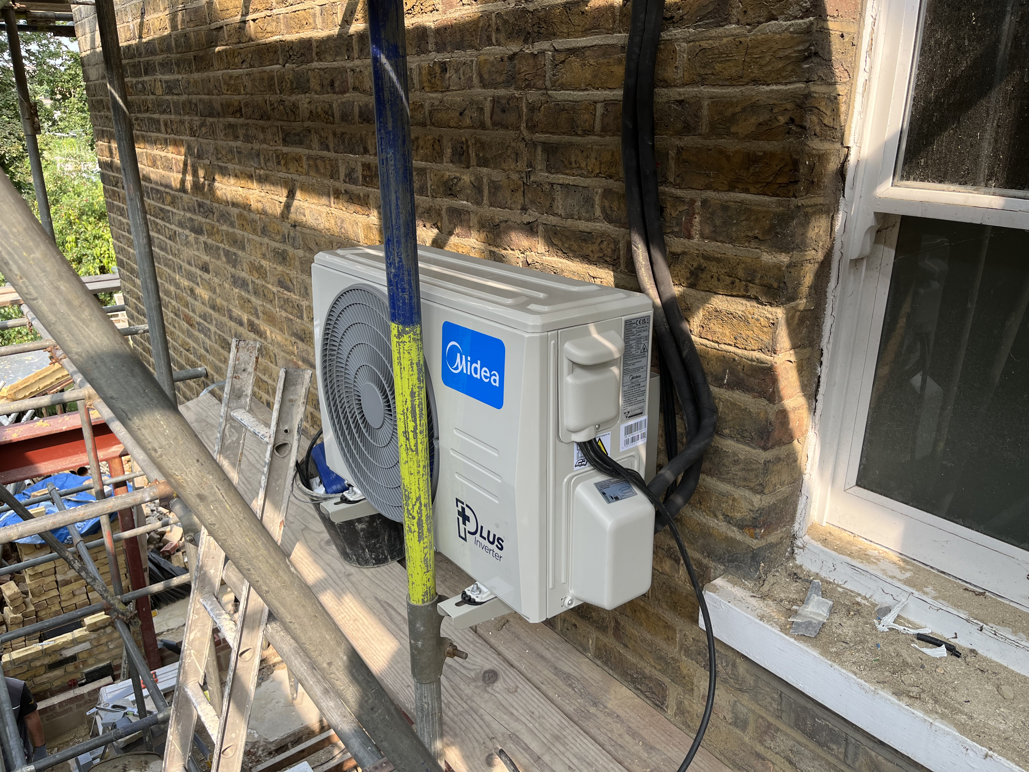 Professional AC installation in Streatham